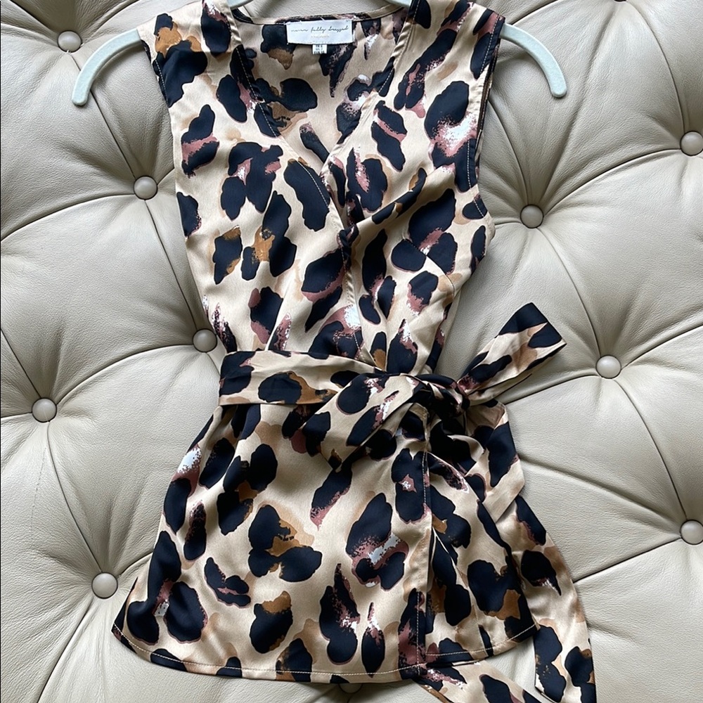 Never Fully Dressed Leopard Print Sleeveless Wrap… - image 1